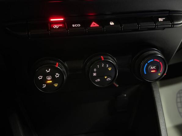 Dacia Duster II с пробегом 2019 года, цена 1 680 000 рублей, 87176 км, внедорожник, Автокод Объявления