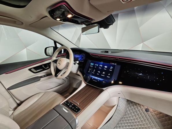 Mercedes-Benz EQS SUV с пробегом 2022 года, цена 9 990 000 рублей, 23017 км, внедорожник, Автокод Объявления