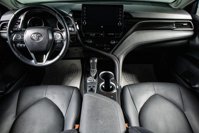 Toyota Camry VIII (XV70) Рестайлинг с пробегом 2021 года, цена 3 949 000 рублей, 61100 км, седан, Автокод Объявления