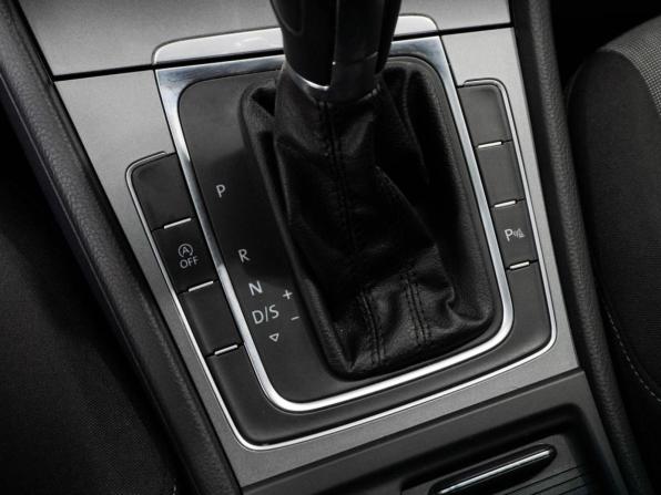 Volkswagen Golf VII с пробегом 2013 года, цена 949 000 рублей, 184714 км, хэтчбек, Автокод Объявления