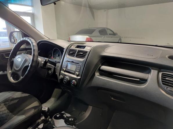 Kia Sportage II Рестайлинг с пробегом 2010 года, цена 932 000 рублей, 178502 км, внедорожник, Автокод Объявления