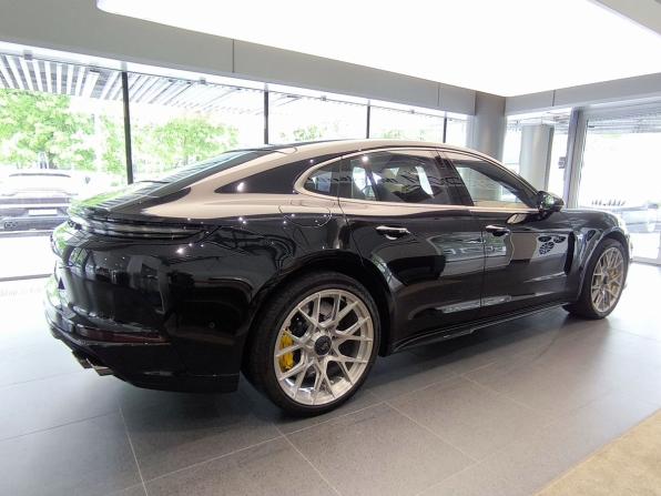 Porsche Panamera III с пробегом 2024 года, цена 37 000 000 рублей, 16580 км, фастбек, Автокод Объявления
