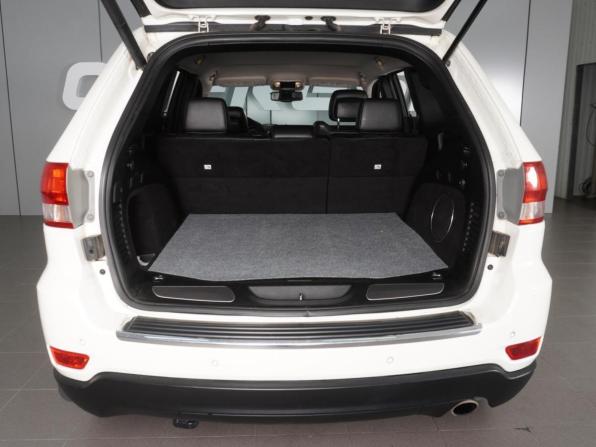 Jeep Grand Cherokee IV (WK2) с пробегом 2012 года, цена 1 819 000 рублей, 220609 км, внедорожник, Автокод Объявления