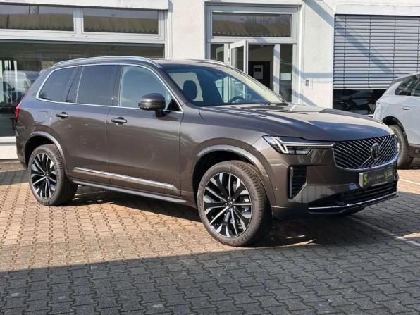 Volvo XC90 II Рестайлинг 2 с пробегом 2026 года, цена 9 250 000 рублей, 33 км, внедорожник, Автокод Объявления