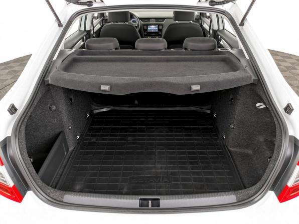 Skoda Octavia III (A7) Рестайлинг с пробегом 2020 года, цена 2 500 000 рублей, 48217 км, лифтбек, Автокод Объявления