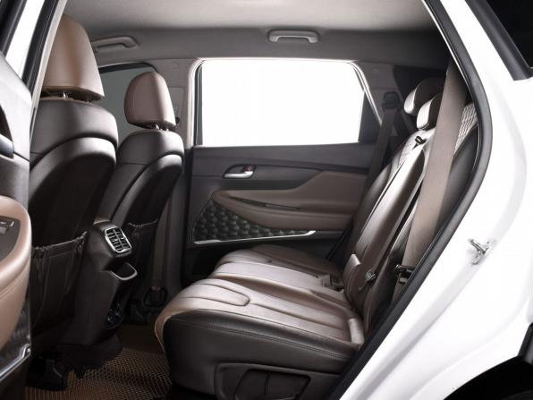 Hyundai Santa Fe IV с пробегом 2019 года, цена 2 699 997 рублей, 139000 км, внедорожник, Автокод Объявления