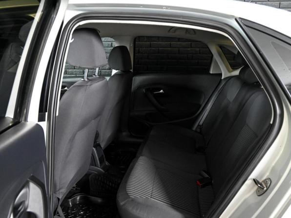 Volkswagen Polo V с пробегом 2013 года, цена 650 000 рублей, 251050 км, седан, Автокод Объявления