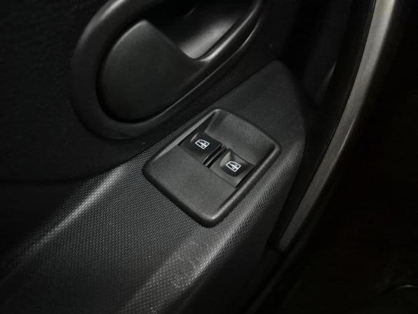 Renault Sandero II с пробегом 2017 года, цена 1 060 000 рублей, 59233 км, хэтчбек, Автокод Объявления