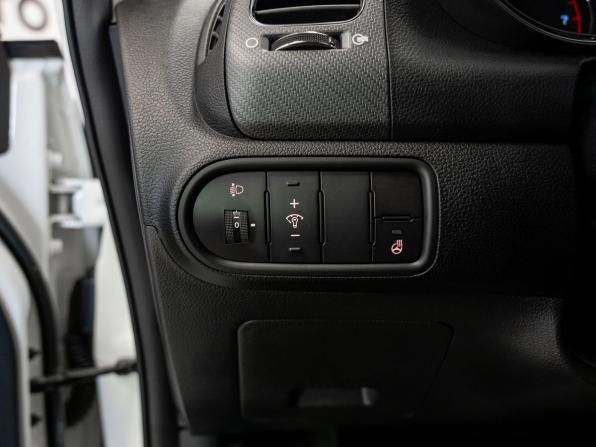 Kia Cerato III Рестайлинг (Classic) с пробегом 2019 года, цена 1 370 000 рублей, 74017 км, седан, Автокод Объявления