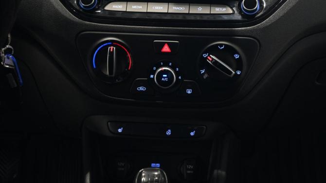 Hyundai Solaris II Рестайлинг с пробегом 2021 года, цена 1 320 000 рублей, 171501 км, седан, Автокод Объявления