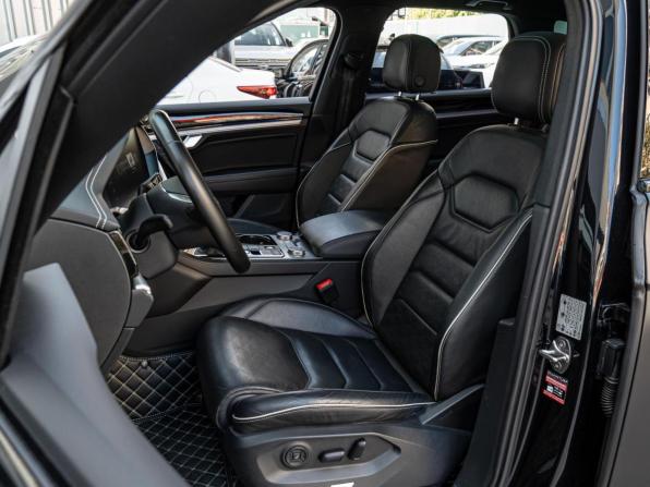 Volkswagen Touareg III с пробегом 2019 года, цена 6 880 000 рублей, 99090 км, внедорожник, Автокод Объявления
