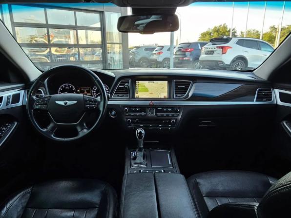Hyundai Genesis II с пробегом 2016 года, цена 2 589 500 рублей, 126535 км, седан, Автокод Объявления