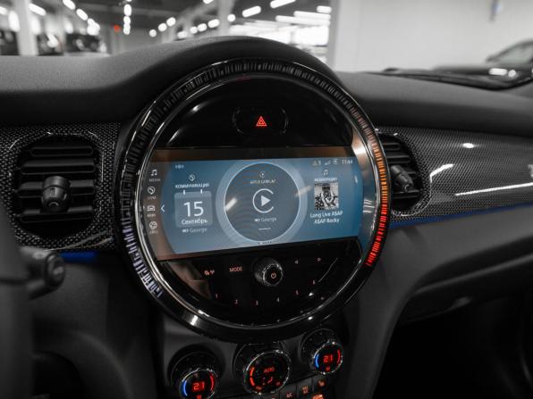 Mini Hatch III (F55/F56) Рестайлинг 2 с пробегом 2022 года, цена 3 860 000 рублей, 17160 км, хэтчбек, Автокод Объявления