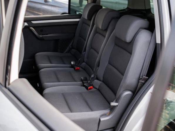 Volkswagen Touran I Рестайлинг 2 с пробегом 2011 года, цена 1 050 000 рублей, 222076 км, компактвэн, Автокод Объявления