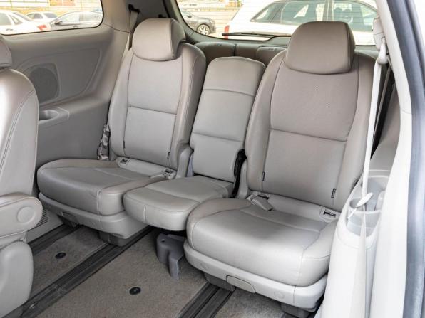 Kia Carnival III с пробегом 2017 года, цена 2 275 000 рублей, 94398 км, минивэн, Автокод Объявления