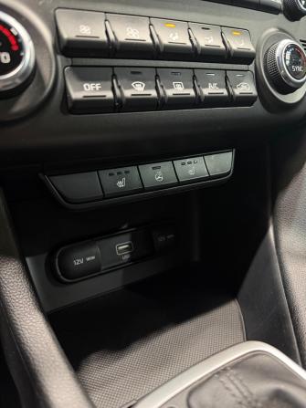 Kia Sportage IV Рестайлинг с пробегом 2019 года, цена 2 359 000 рублей, 67327 км, внедорожник, Автокод Объявления