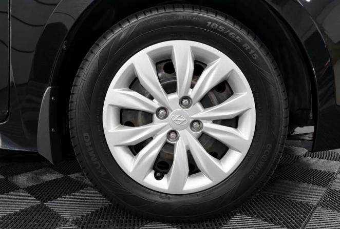 Hyundai Solaris I с пробегом 2014 года, цена 830 000 рублей, 172403 км, седан, Автокод Объявления