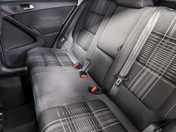 Volkswagen Tiguan I Рестайлинг с пробегом 2015 года, цена 1 180 000 рублей, 207967 км, внедорожник, Автокод Объявления