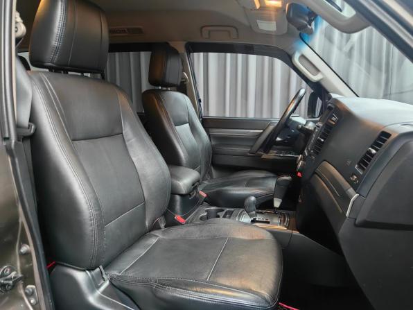 Mitsubishi Pajero IV Рестайлинг 1 с пробегом 2012 года, цена 1 799 000 рублей, 158618 км, внедорожник, Автокод Объявления