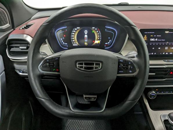 Geely Coolray I с пробегом 2023 года, цена 1 840 000 рублей, 28615 км, внедорожник, Автокод Объявления
