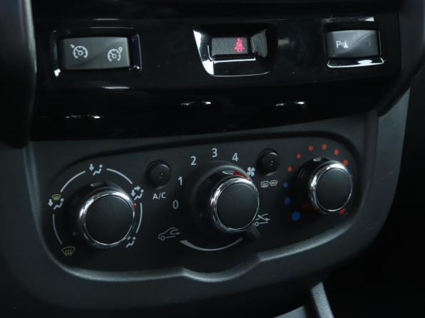 Renault Duster I Рестайлинг с пробегом 2018 года, цена 1 700 000 рублей, 45634 км, внедорожник, Автокод Объявления