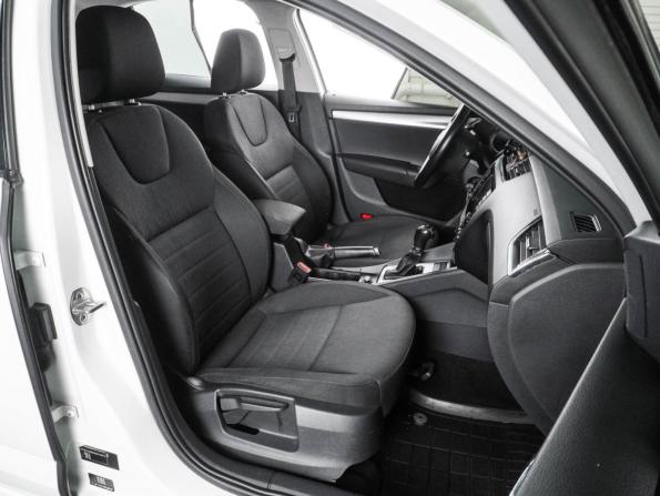 Skoda Octavia III (A7) с пробегом 2016 года, цена 1 319 000 рублей, 246814 км, лифтбек, Автокод Объявления