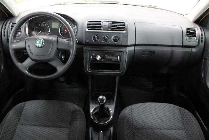 Skoda Fabia II Рестайлинг с пробегом 2010 года, цена 454 000 рублей, 128690 км, хэтчбек, Автокод Объявления