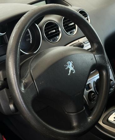 Peugeot 308 I с пробегом 2010 года, цена 420 000 рублей, 248182 км, хэтчбек, Автокод Объявления