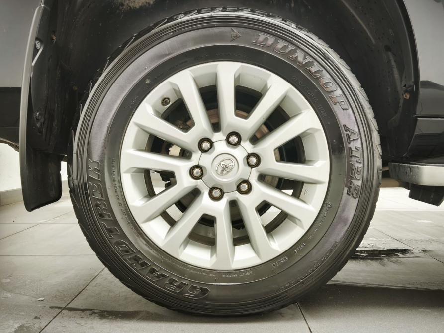 Toyota Land Cruiser Prado 150 Series Рестайлинг 1 Москва  - изображение 21