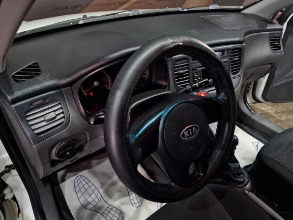 Kia Rio II Рестайлинг с пробегом 2009 года, цена 487 000 рублей, 195745 км, седан, Автокод Объявления