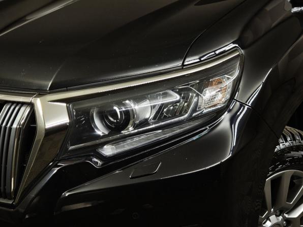 Toyota Land Cruiser Prado 150 Series Рестайлинг 2 с пробегом 2018 года, цена 4 895 000 рублей, 85184 км, внедорожник, Автокод Объявления