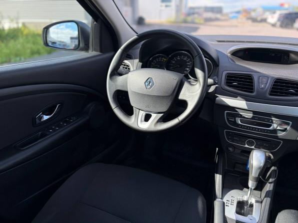 Renault Fluence I с пробегом 2011 года, цена 645 000 рублей, 141000 км, седан, Автокод Объявления