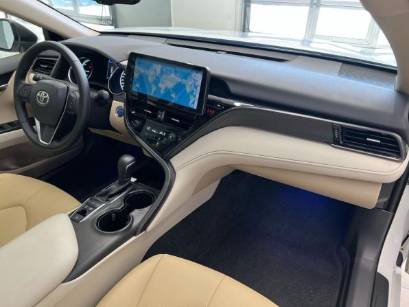 Toyota Camry VIII (XV70) Рестайлинг с пробегом 2022 года, цена 2 835 000 рублей, 27071 км, седан, Автокод Объявления