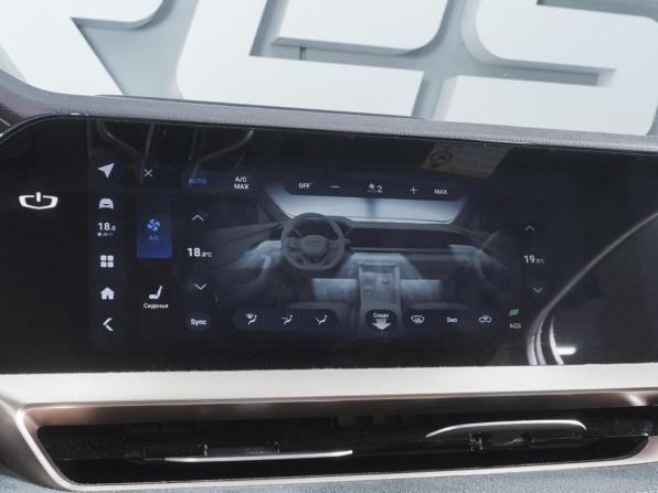Geely Monjaro I с пробегом 2023 года, цена 2 950 000 рублей, 34198 км, внедорожник, Автокод Объявления