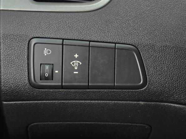 Hyundai Elantra V (MD) Рестайлинг с пробегом 2015 года, цена 1 299 000 рублей, 176000 км, седан, Автокод Объявления