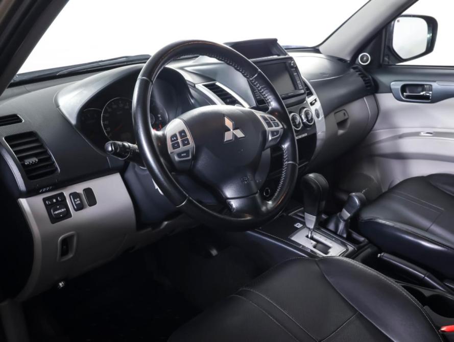 Mitsubishi Pajero Sport II Рестайлинг Москва  - изображение 14
