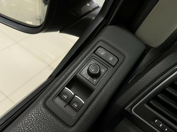 Volkswagen Multivan T6 с пробегом 2015 года, цена 2 860 000 рублей, 175974 км, минивэн, Автокод Объявления