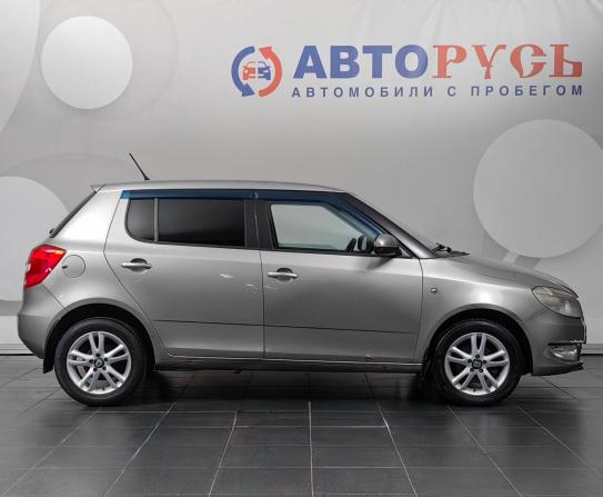 Skoda Fabia II Рестайлинг с пробегом 2011 года, цена 333 000 рублей, 207895 км, хэтчбек, Автокод Объявления