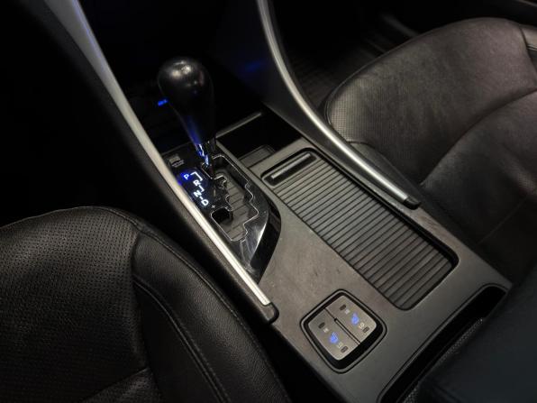 Hyundai Sonata VI (YF) с пробегом 2011 года, цена 949 000 рублей, 213136 км, седан, Автокод Объявления