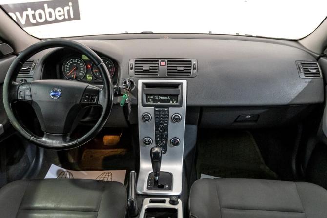 Volvo S40 II Рестайлинг с пробегом 2012 года, цена 557 000 рублей, 142000 км, седан, Автокод Объявления