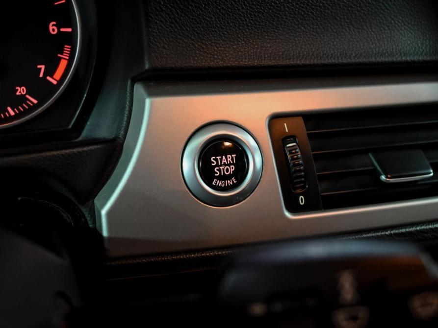 BMW 3 серии V (E90/E91/E92/E93) Екатеринбург  - изображение 14
