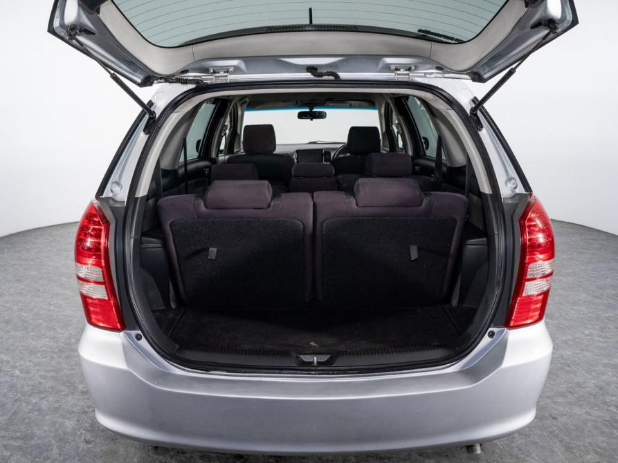 Toyota Wish I Иркутск  - изображение 17