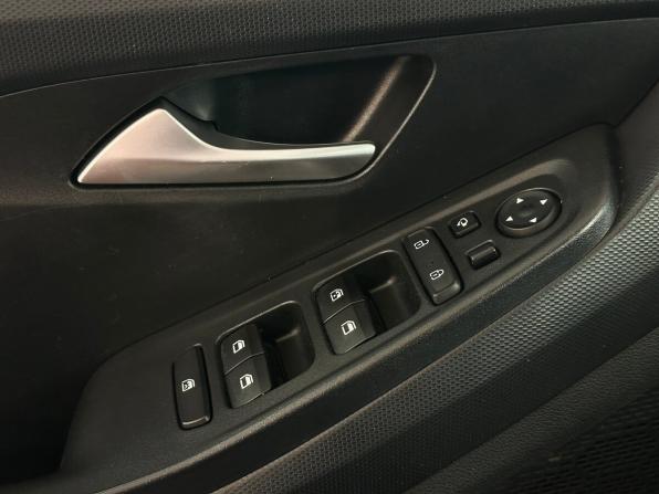 Hyundai Creta II с пробегом 2022 года, цена 2 460 000 рублей, 104613 км, внедорожник, Автокод Объявления