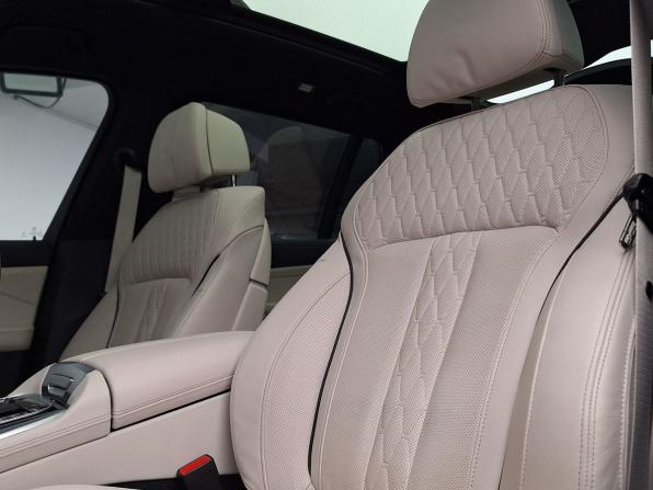 BMW X7 I (G07) Рестайлинг с пробегом 2024 года, цена 14 570 000 рублей, 19000 км, внедорожник, Автокод Объявления
