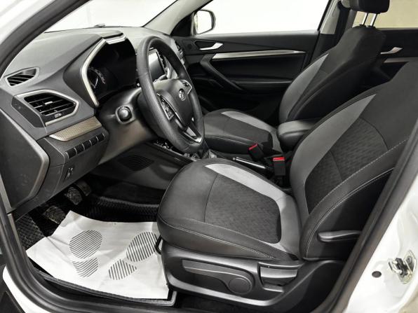Lada (ВАЗ) Vesta I Рестайлинг (NG) с пробегом 2023 года, цена 1 300 000 рублей, 29779 км, седан, Автокод Объявления