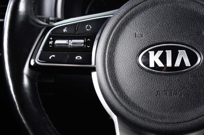 Kia Sportage IV Рестайлинг с пробегом 2019 года, цена 2 439 000 рублей, 96548 км, внедорожник, Автокод Объявления