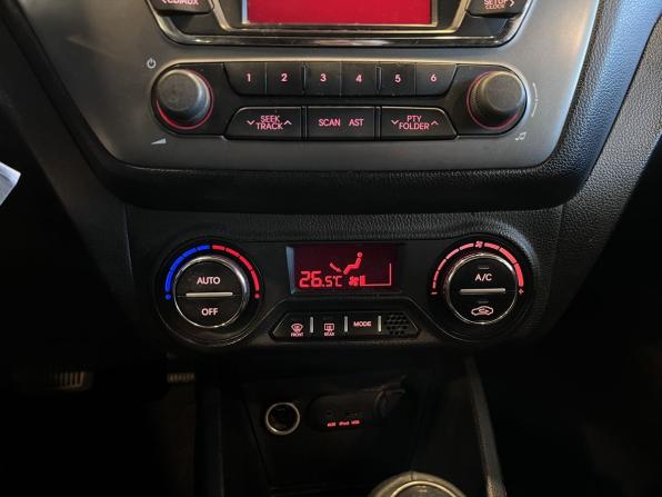 Kia Rio III с пробегом 2014 года, цена 727 000 рублей, 242445 км, седан, Автокод Объявления