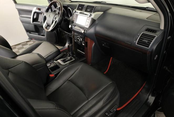 Toyota Land Cruiser Prado 150 Series Рестайлинг 1 с пробегом 2016 года, цена 3 710 000 рублей, 213918 км, внедорожник, Автокод Объявления