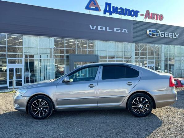Skoda Octavia II (A5) Рестайлинг с пробегом 2013 года, цена 875 000 рублей, 245460 км, лифтбек, Автокод Объявления