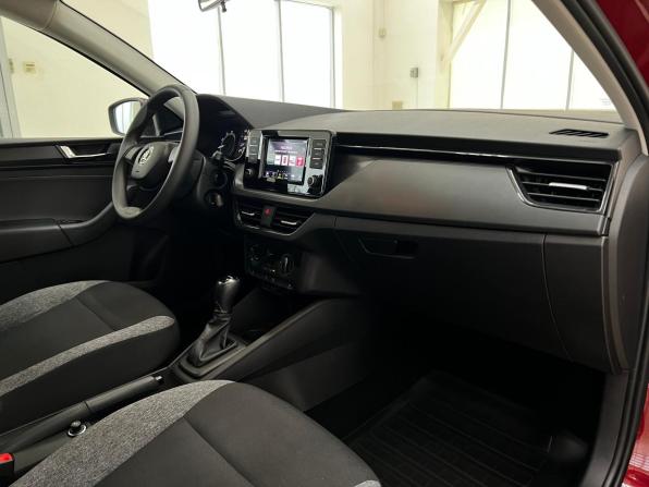 Skoda Rapid II с пробегом 2021 года, цена 1 750 000 рублей, 63273 км, лифтбек, Автокод Объявления